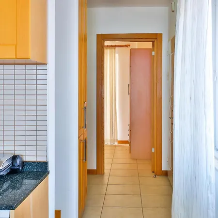 Apollo Apartment